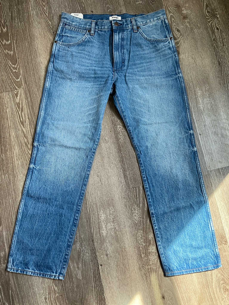 Wrangler Mid Rise Straight Sunset 651